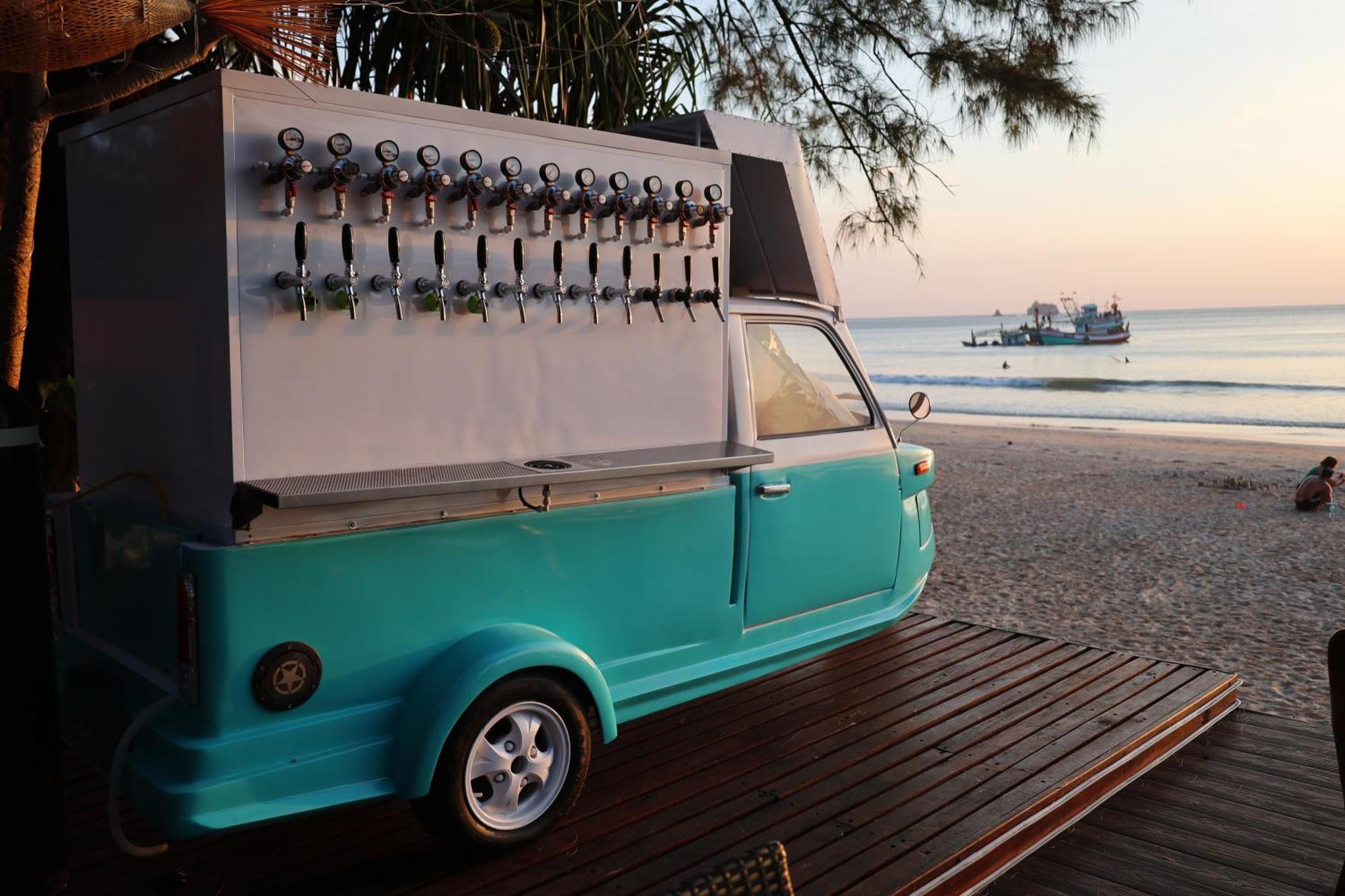 Ziggy Stardust Hotel Koh Phayam Luaran gambar