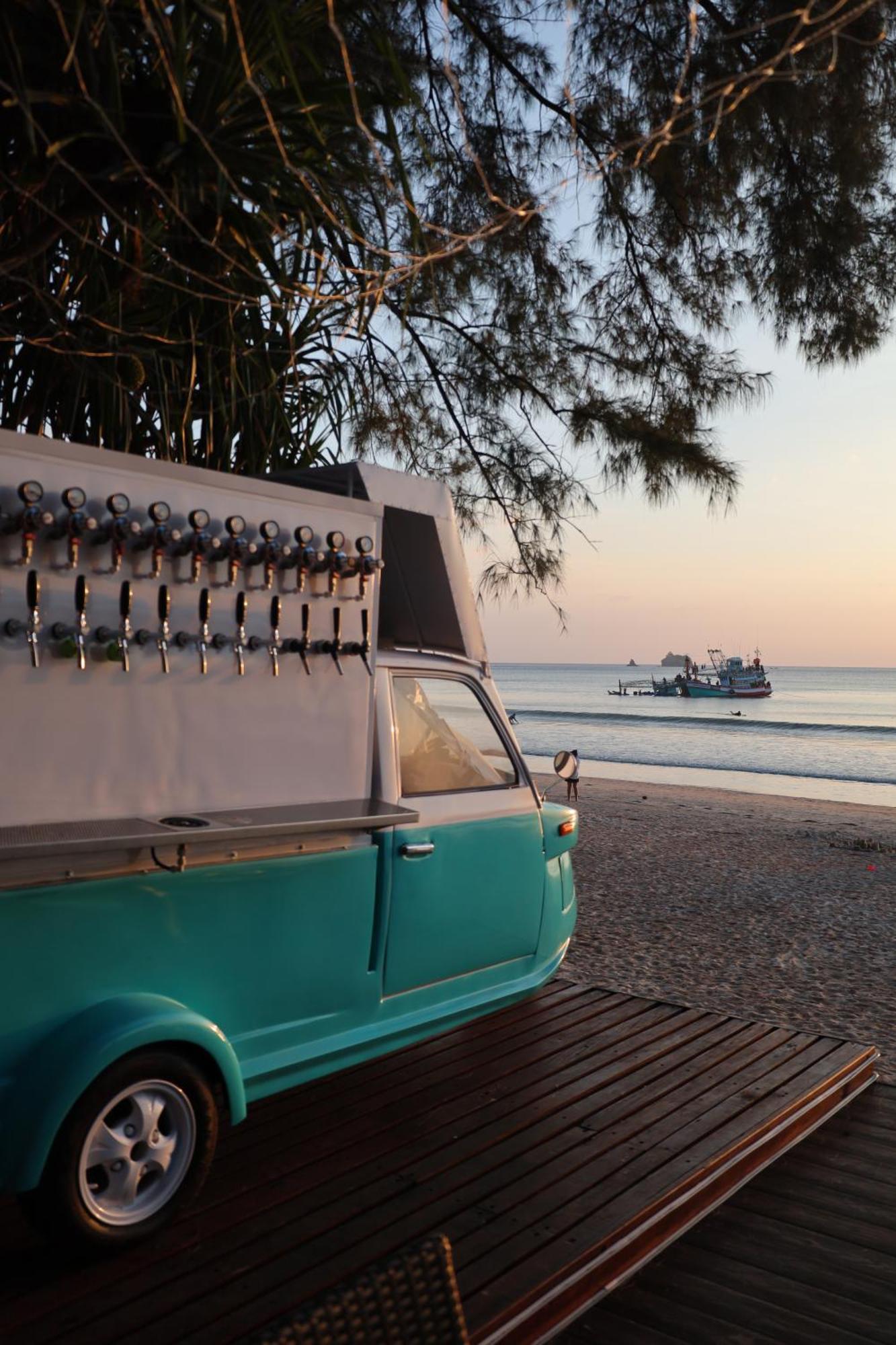 Ziggy Stardust Hotel Koh Phayam Luaran gambar