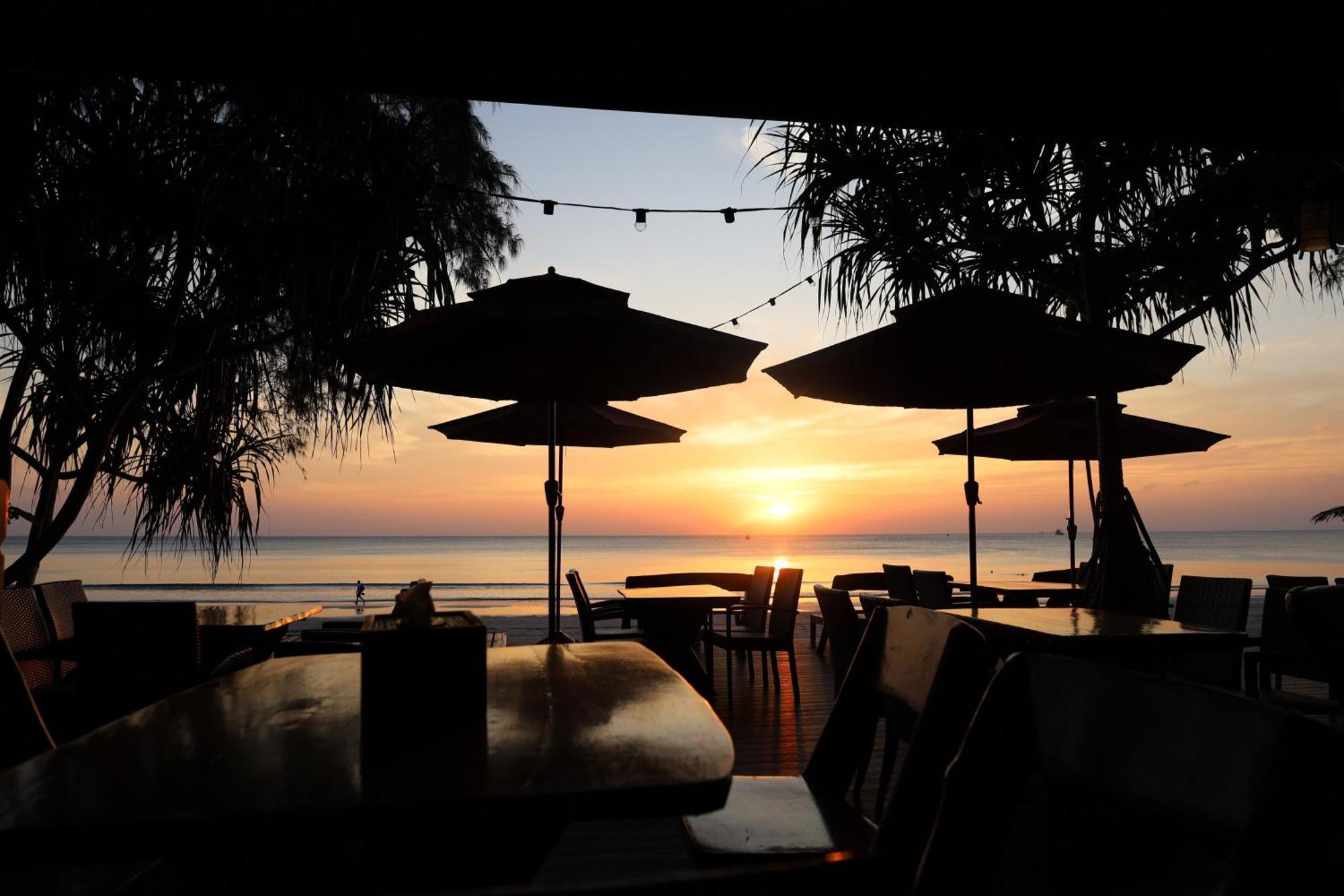 Ziggy Stardust Hotel Koh Phayam Luaran gambar