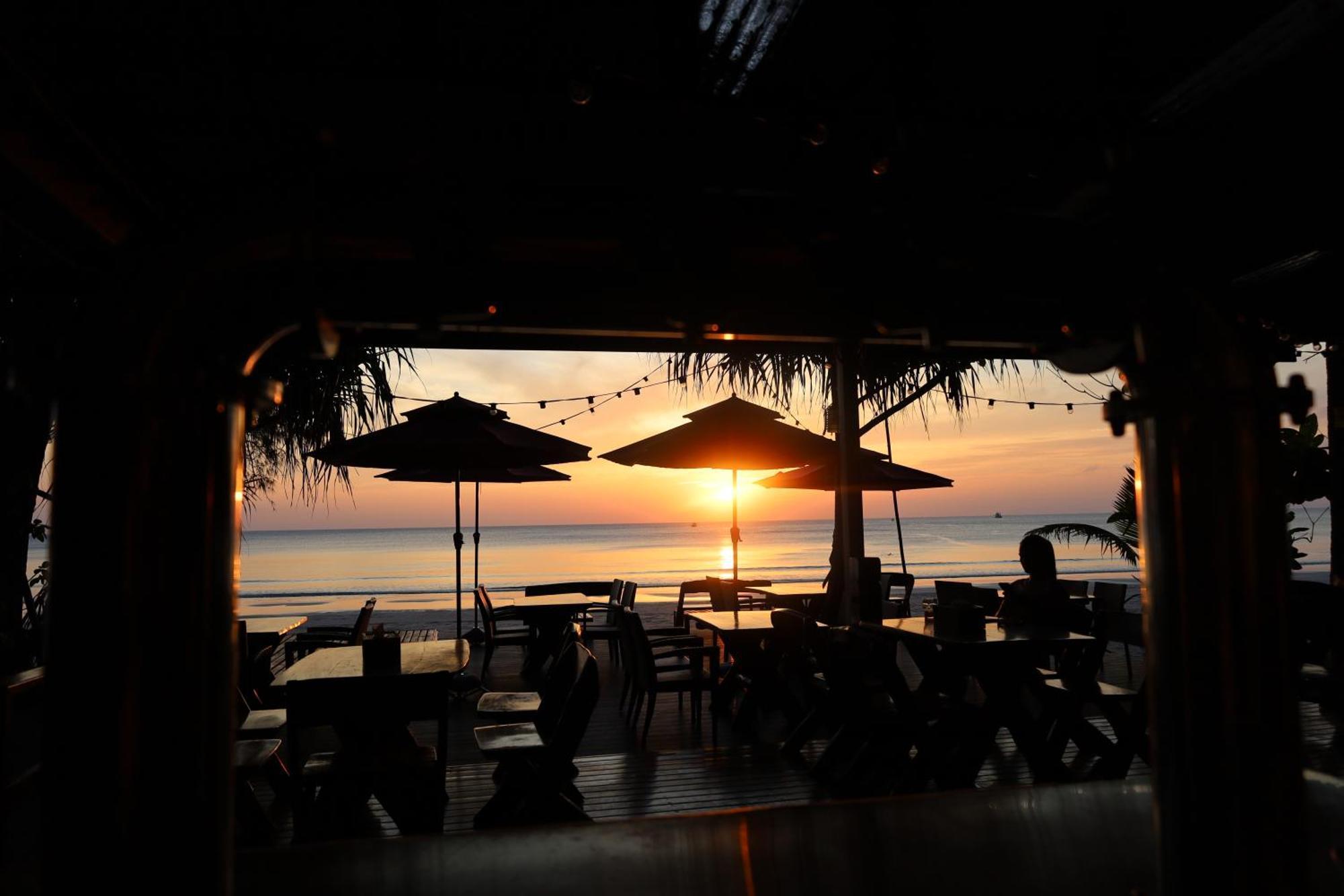 Ziggy Stardust Hotel Koh Phayam Luaran gambar