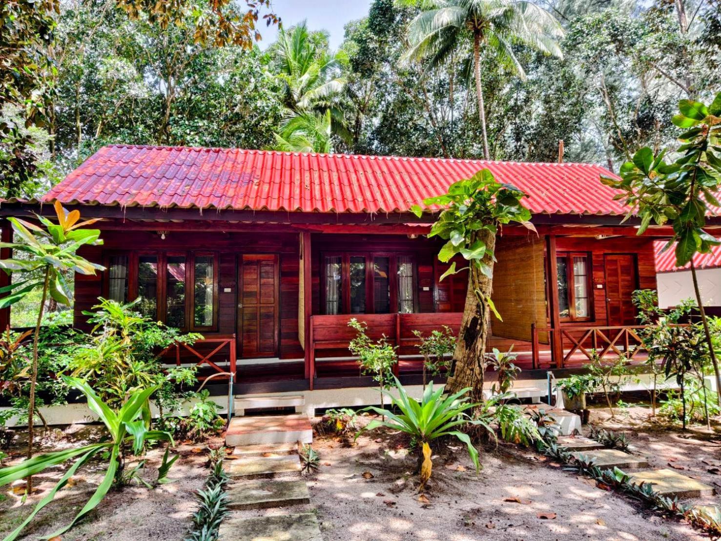 Ziggy Stardust Hotel Koh Phayam Luaran gambar