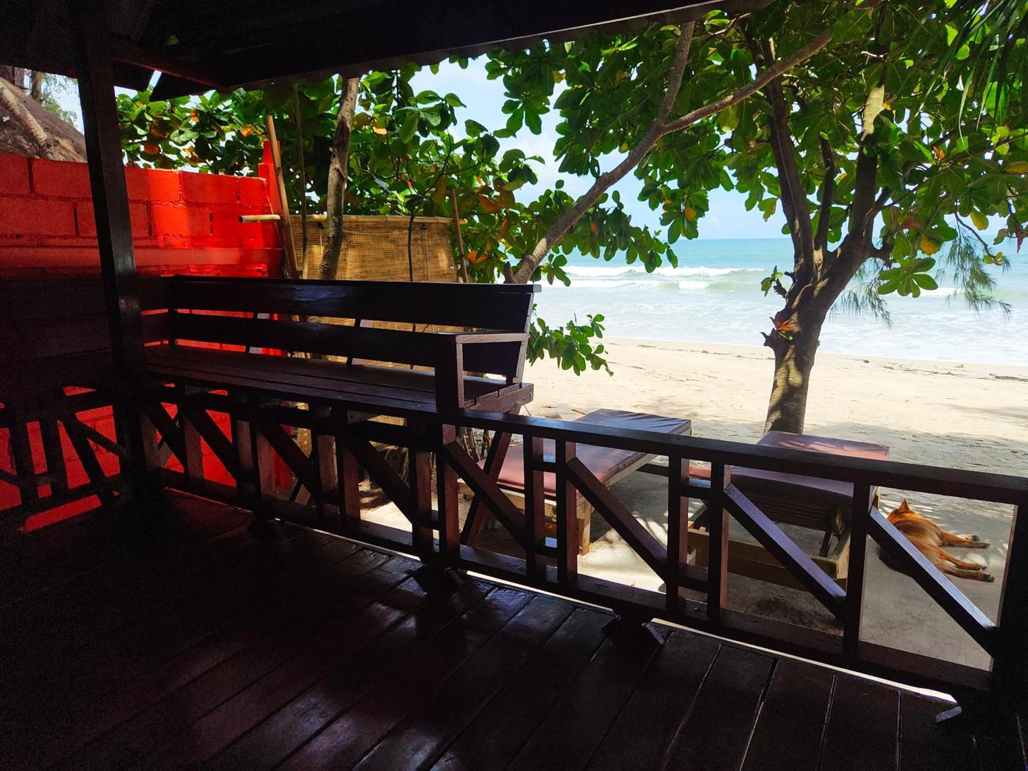 Ziggy Stardust Hotel Koh Phayam Luaran gambar